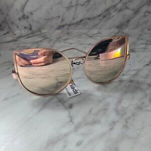 Boutique Metallic Stylish Gold Sunglasses